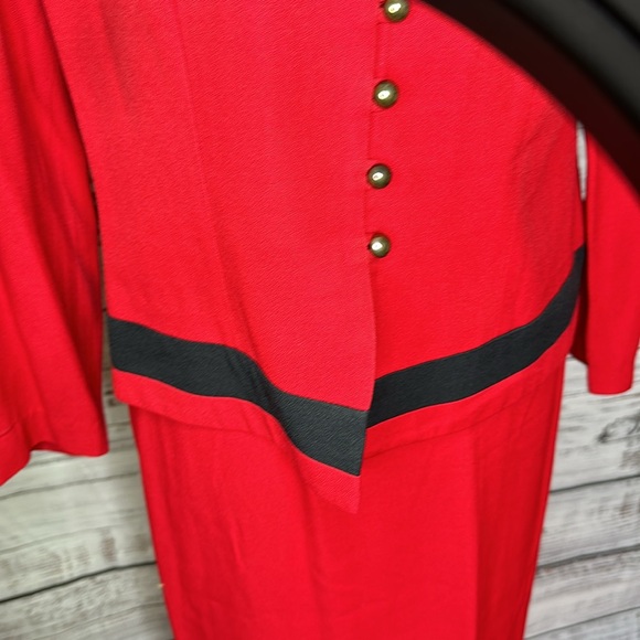 Women's 2 piece skirt suit by Lois snyder Dani Max size 8 - Picture 5 of 7